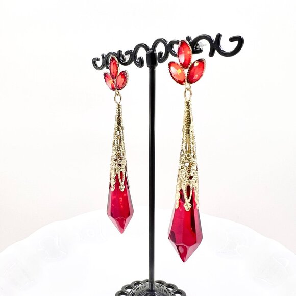 NWT – Charming Charlie – Red Jeweled Drop Glass Dangle Gold Tone 3.5” Earrings - Picture 4 of 8